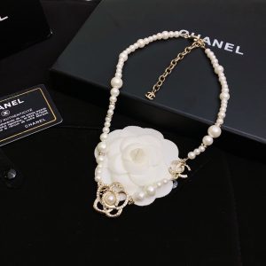 5 pearl necklace with flower gold tone for women 2799