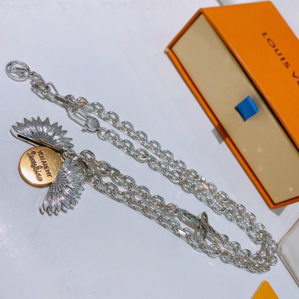 3 star necklace silver for women 2799