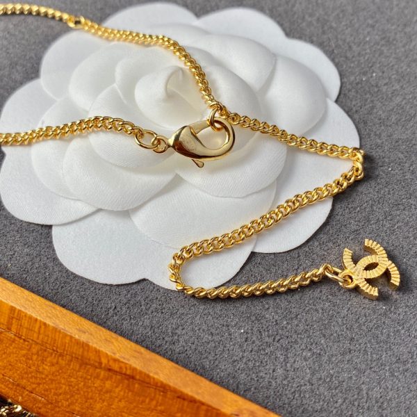 49 cc necklace gold for women 2799