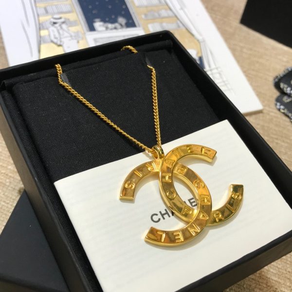 66 cc necklace gold for women 2799