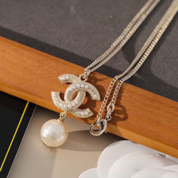 32 pearl necklace gold for women 2799