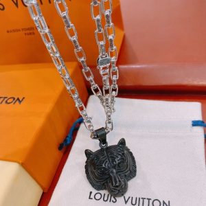 3 leash necklace silver for women 2799