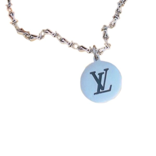 4 lv letter necklace silver for women 2799