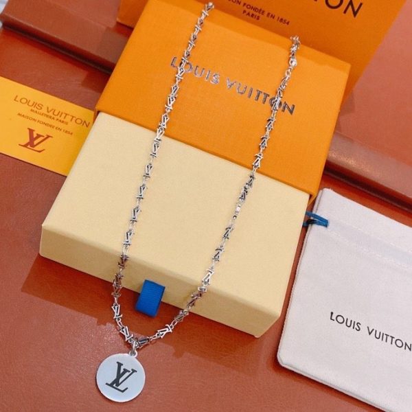14 lv letter necklace silver for women 2799