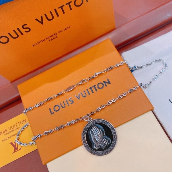 24 lv letter necklace silver for women 2799
