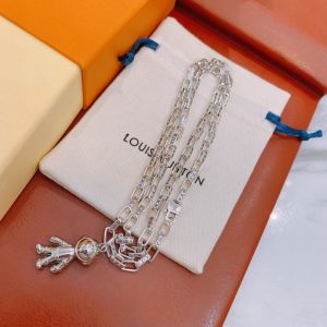 5 asronaut necklace silver for women 2799