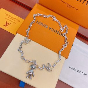 6 asronaut necklace silver for women 2799