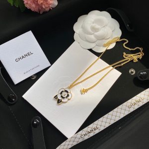 6 flower necklace white for women 2799