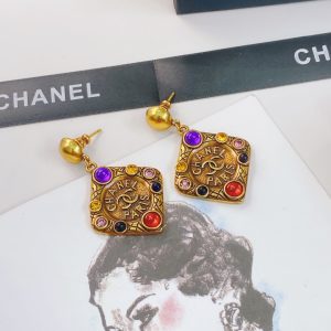 9 glass earrings gold for women 2799
