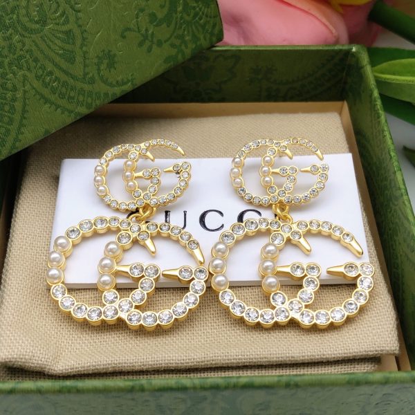 16 pearl stud earrings gold for women 2799