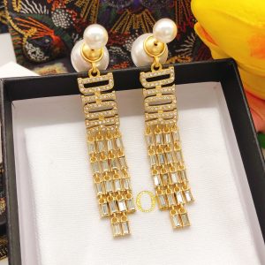32 pearl stud earrings gold for women 2799