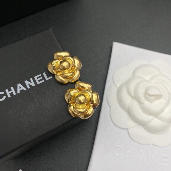 2 camellia stud earrings gold for women 2799