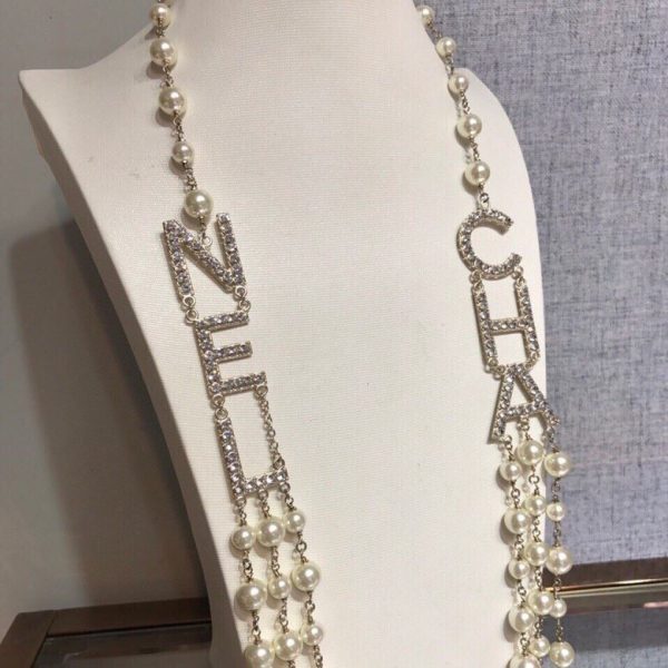 8 chanel necklace gold tone for women 2799