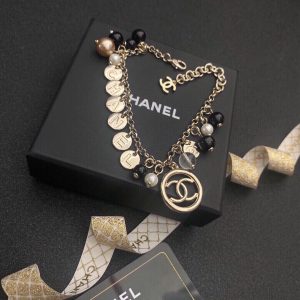 1-Cpendant Pearl Bracelet Gold For Women   2799