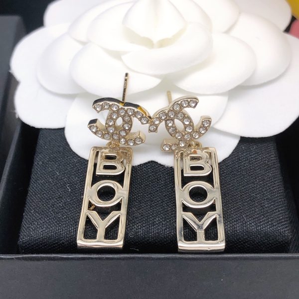 1 boy crystal earrings gold for women 2799