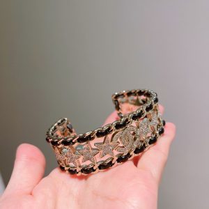 star bracelet gold for women 2799