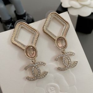6 fragrant diamond shaped earrings gold for women 2799