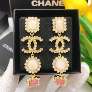 2 stud earrings pink for women 2799