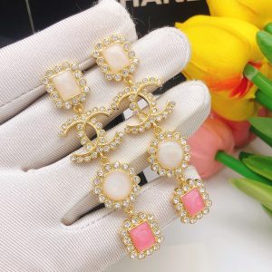 8 stud earrings pink for women 2799