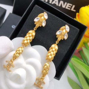diamond round stud earrings gold for women 2799