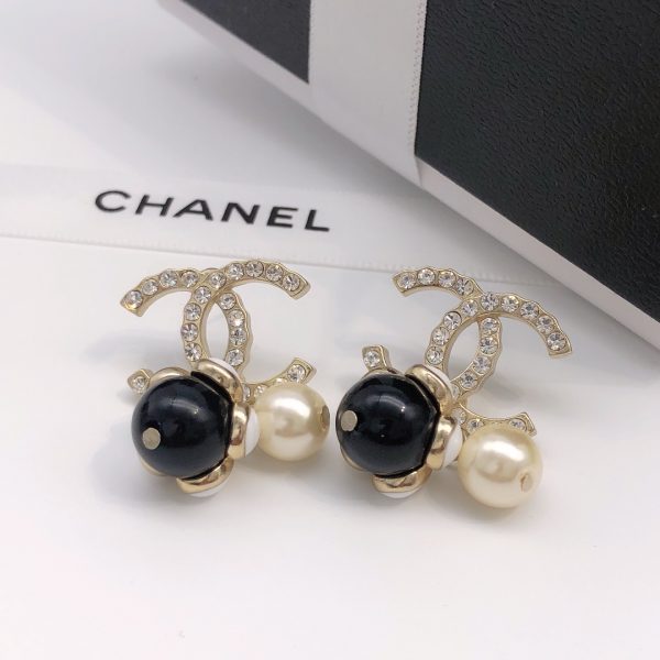 7 pearl earrings black for women 2799