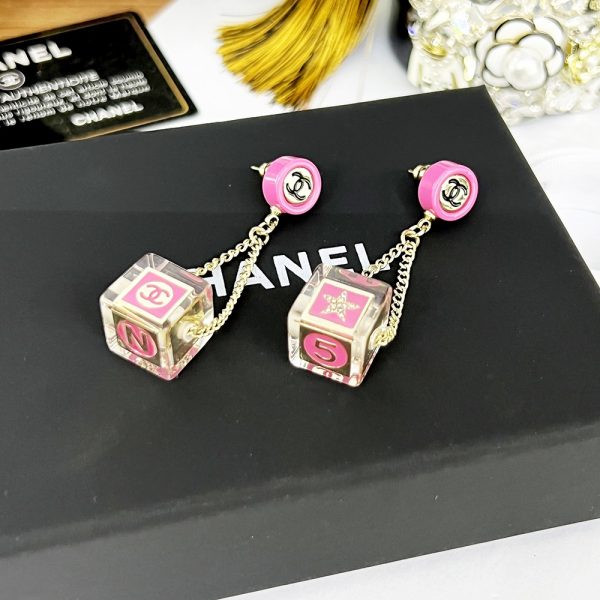 3 dice earrings pink for women 2799