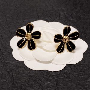 classic flower earrings black for women 2799