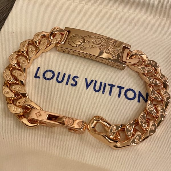 6 chain bracelet gold for women 2799 1