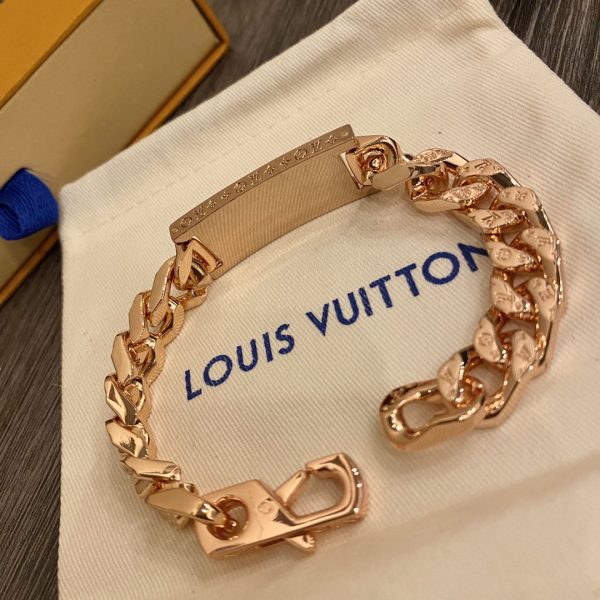 8 chain bracelet gold for women 2799 1
