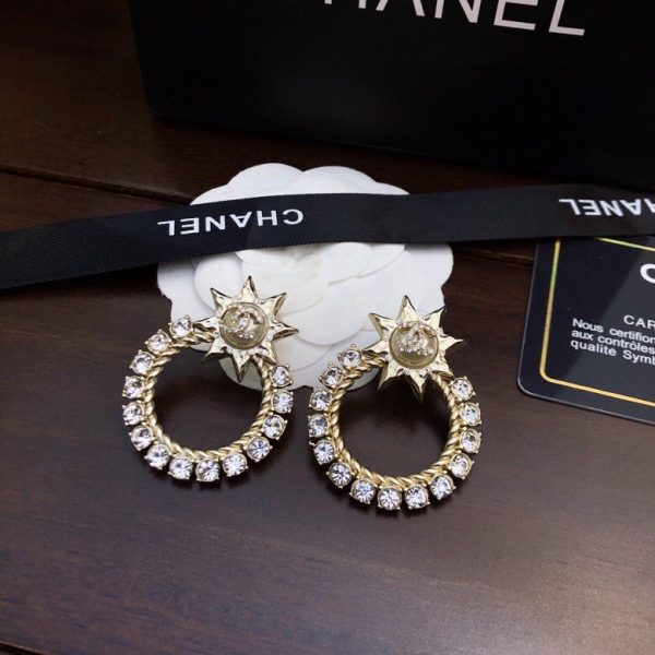 7 pearl earrings gold for women 2799 1