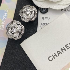 1 flower shape earrings silver tone for women 2799