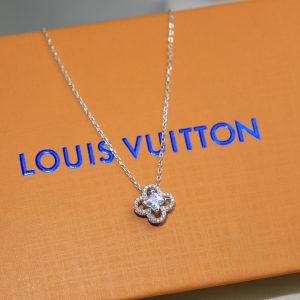 5 les ardentes pendant necklace silver tone for women q93652 2799