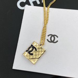 handbag shape necklace gold tone for women 2799