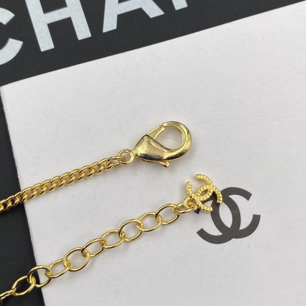 8 handbag shape necklace gold tone for women 2799
