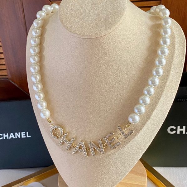 5 pearl necklace gold for women 2799 3
