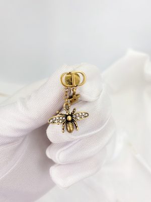 1 bee shape earrings gold tone for women 2799