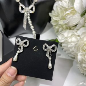 7 bow shape earrings silver tone for women 2799