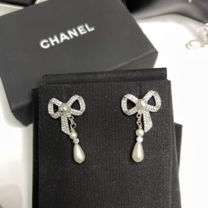 10 bow shape earrings silver tone for women 2799