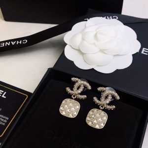 7 stud earrings gold for women 2799 3