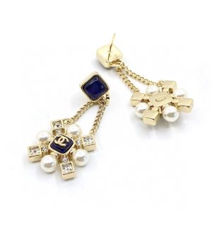 1 chain earrings gold for women 2799
