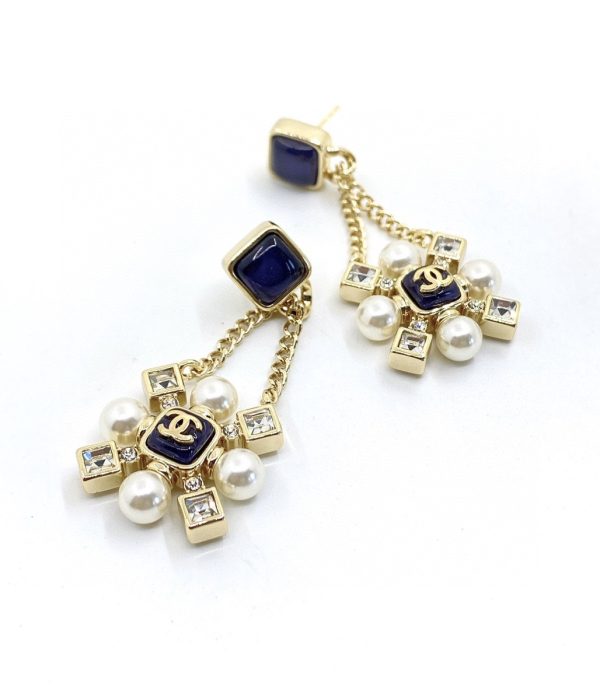 11 chain earrings gold for women 2799