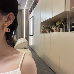 6 pearl cd earrings gold for women 2799