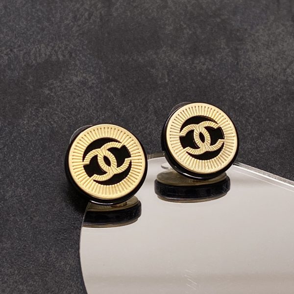 13 huge button motif earrings gold for women 2799