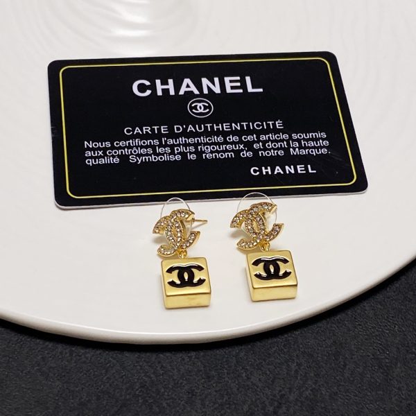 2 double c earrings gold for women 2799 2