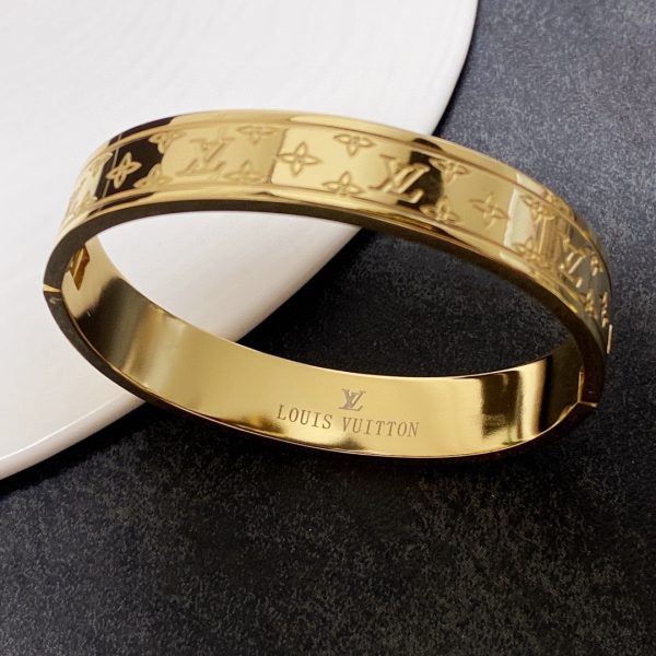 5 nanogram bracelet gold for women 2799