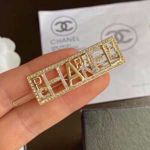 13 pharrell guide crystal pin brooch gold for women 2799