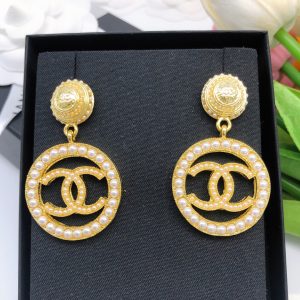 1 clip on drop earrings gold for women 2799