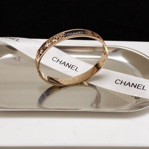 14 chanel with bracelet 2799 6