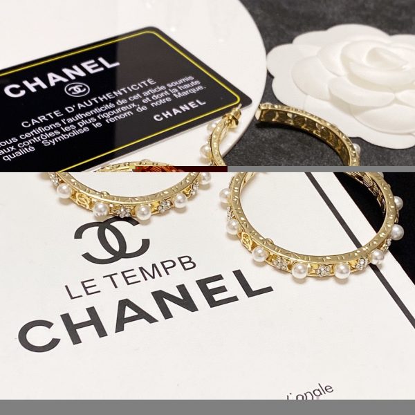 2 chanel extreme earrings 2799 30