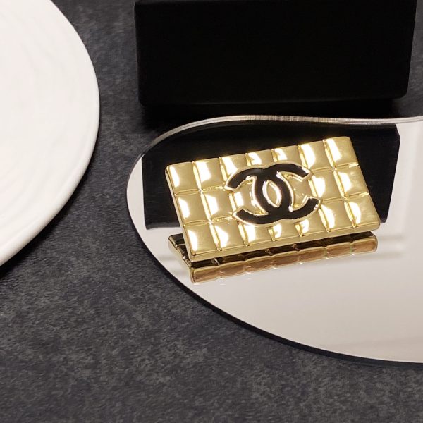 1 chanel pre-owned brooch 2799 5